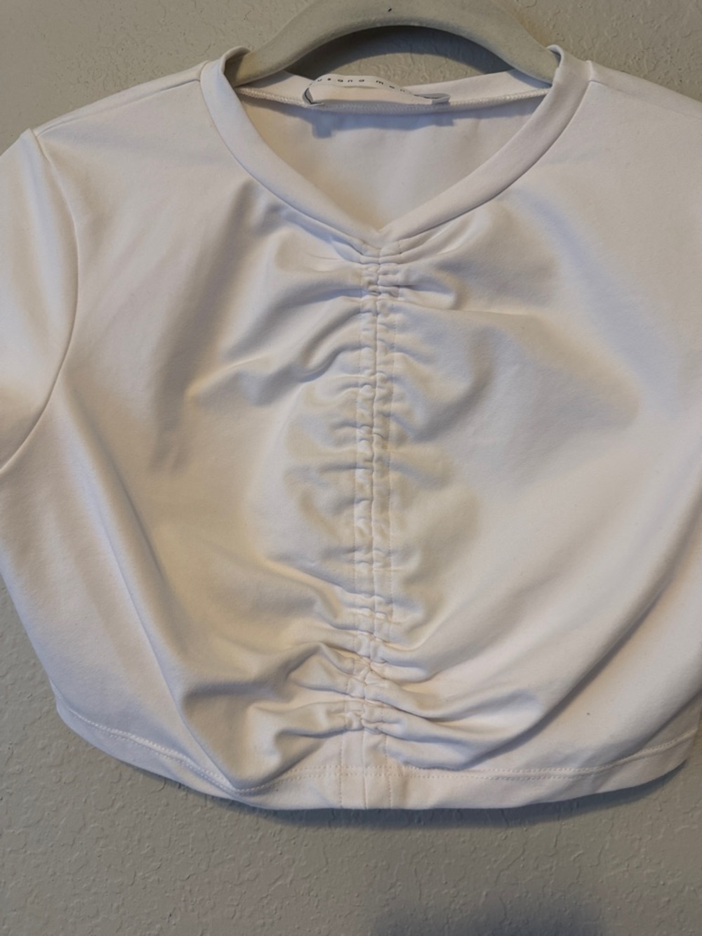 Susana Monaco White Ruched Crop Top - Picture 2 of 6